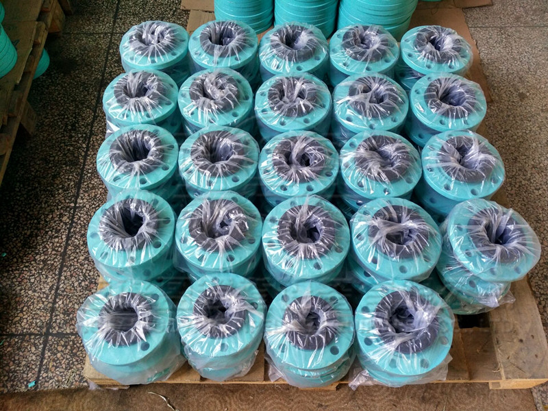 決定橡膠接頭的價格的因素是什么？