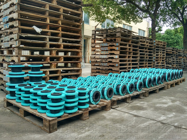 怎么防止法蘭式橡膠接頭漏水？