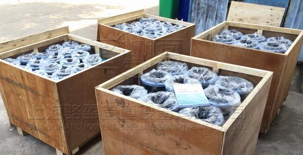 管道中流通的是液壓油的介質(zhì)用哪種橡膠接頭？