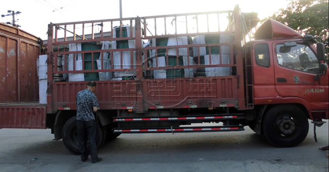 <a href=http://m.chuanhong888.cn.cn target=_blank class=infotextkey>雙球體橡膠接頭</a>發(fā)貨現(xiàn)場